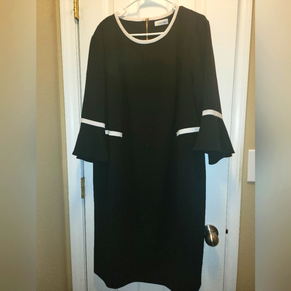 Black and White Calvin Klein Dress 3X